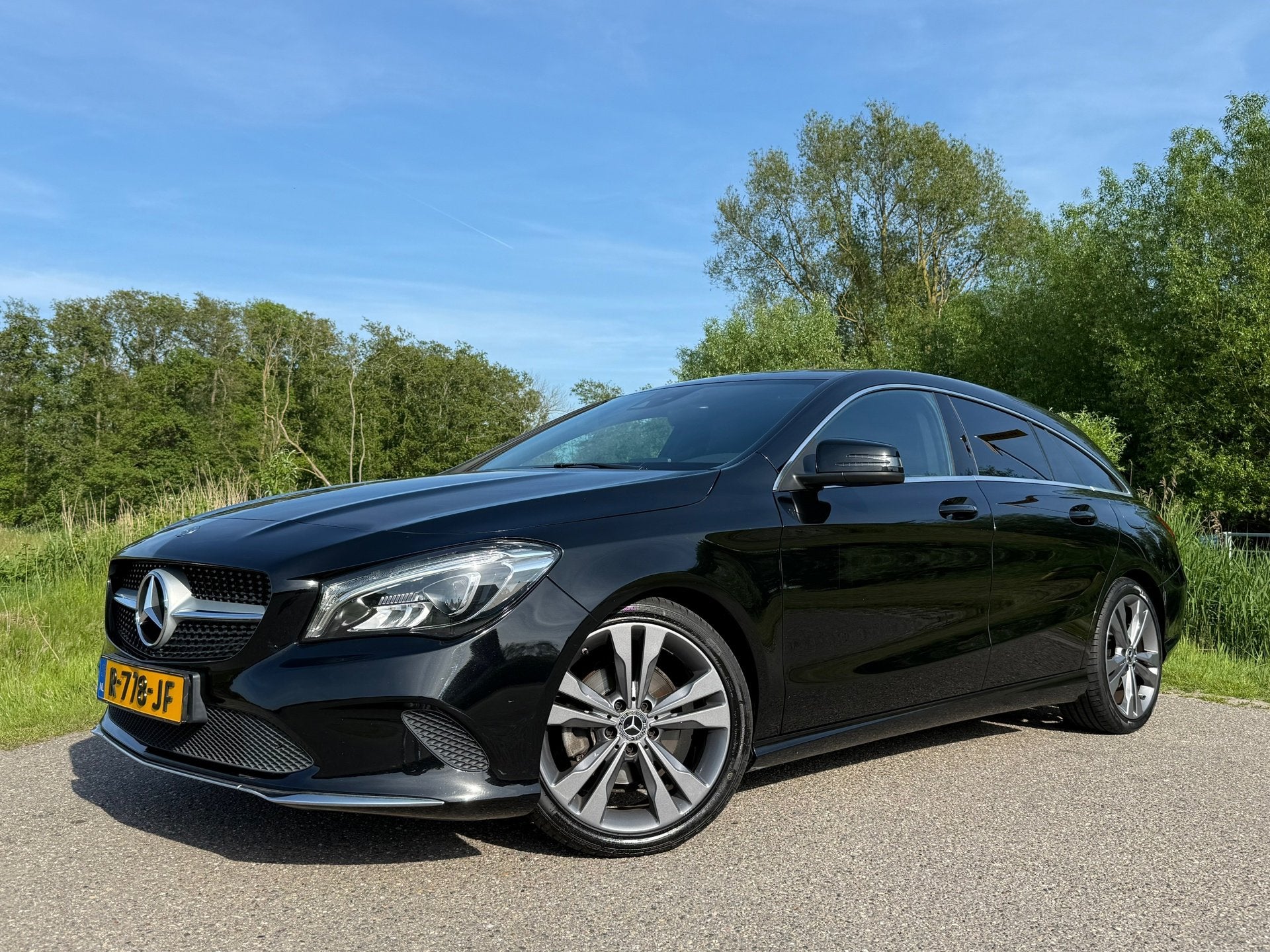 Mercedes-Benz CLA-klasse Shooting Brake 180d Business Soluti, Auto's, Voorwielaandrijving, CLA, Gebruikt, 4 cilinders