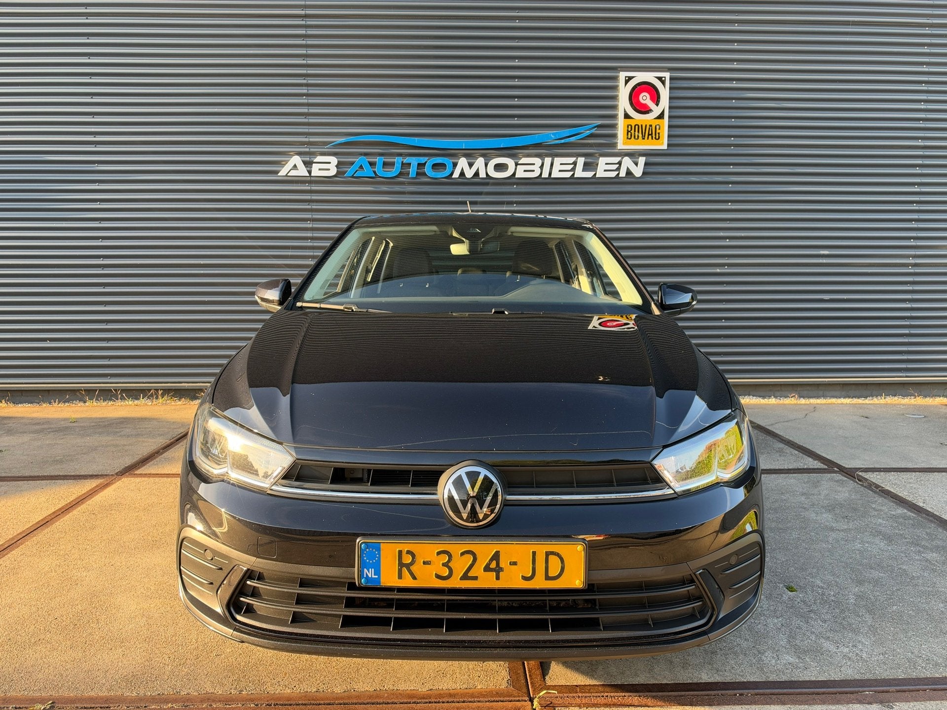 Volkswagen Polo 1.0 TSI Life LM VELGEN/ CARPLAY/ NAVI, Voorwielaandrijving, Dealer onderhouden, Gebruikt, Euro 6