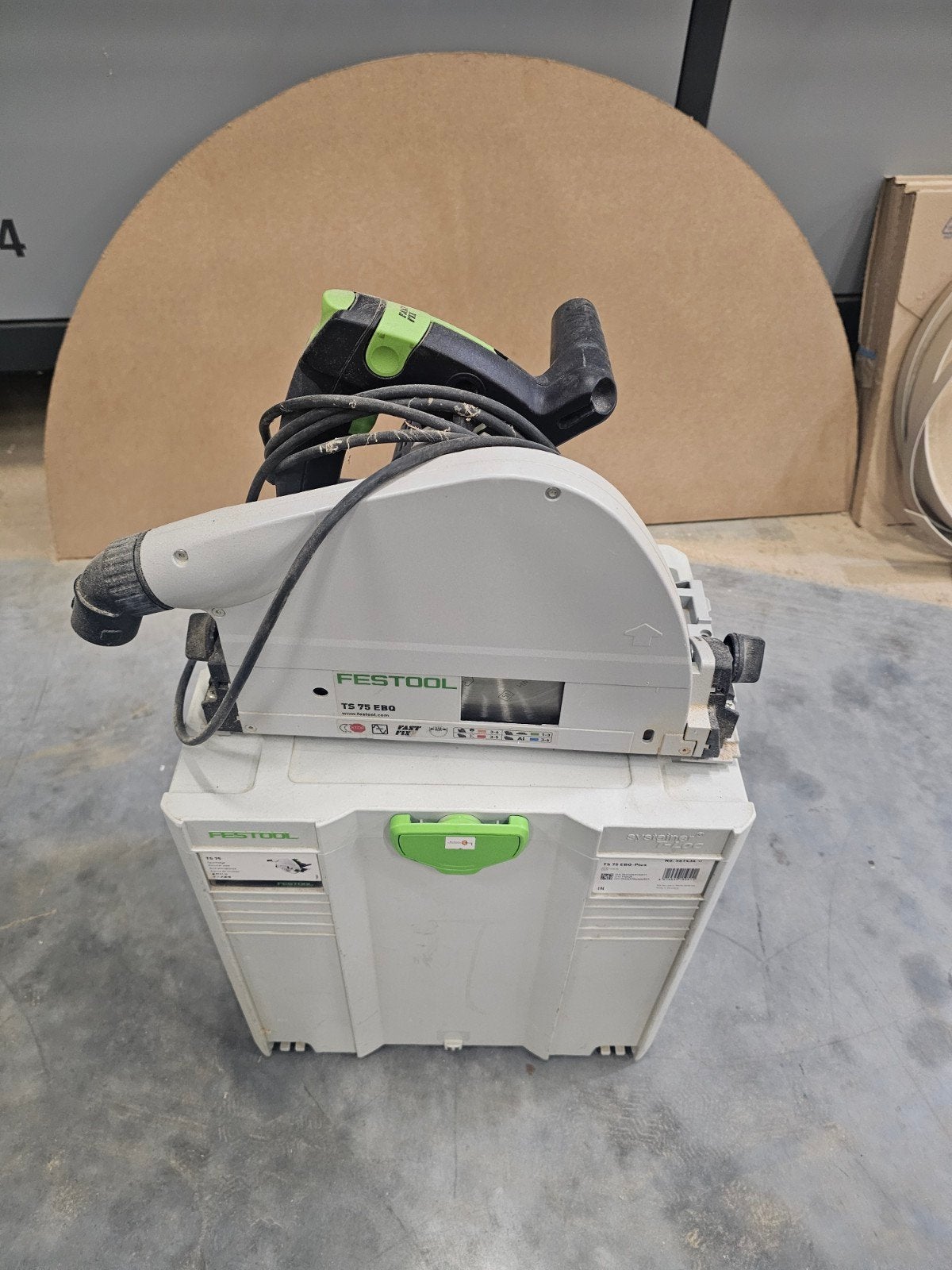 Festool TS 75 EBQ invalzaag - Krachtige precisie, Ophalen, Gebruikt, Invalzaag, 70 mm of meer