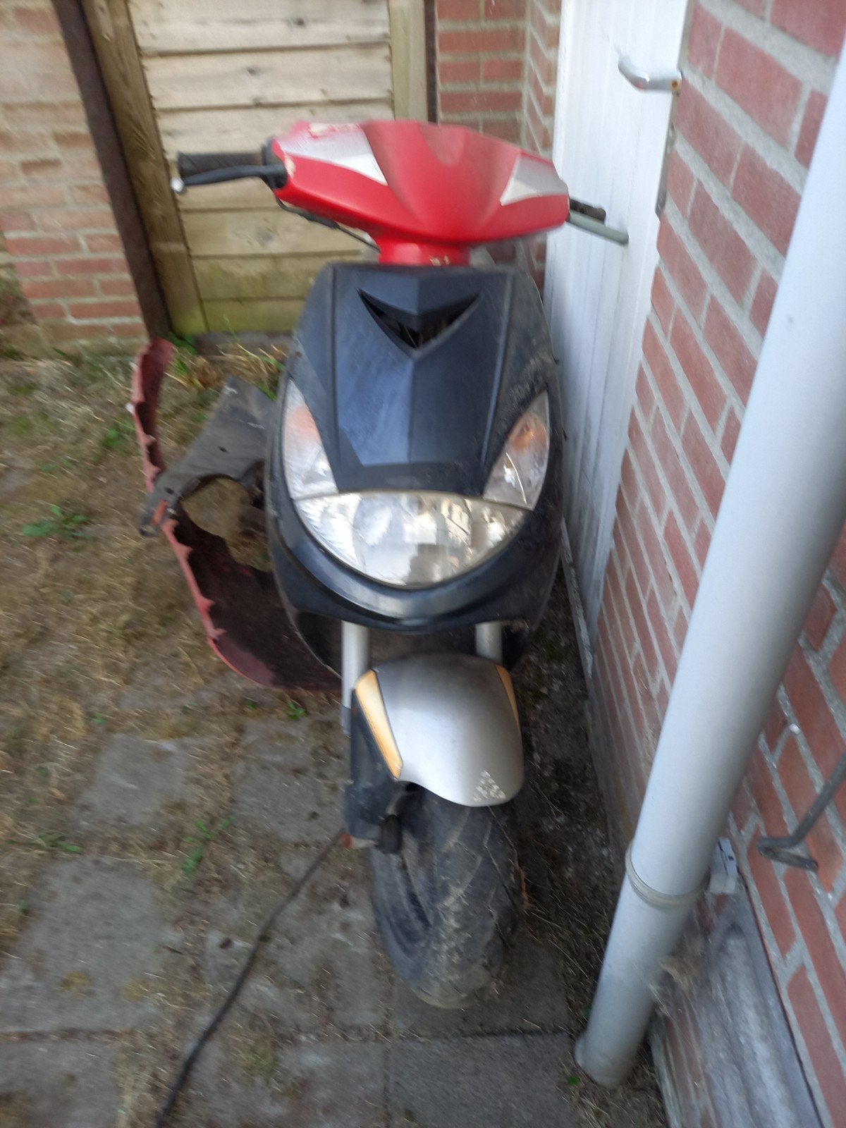 te koop peugeot vivacity frame met kappen lees advertentie, Ophalen, Gebruikt, Tweetakt, Vivacity