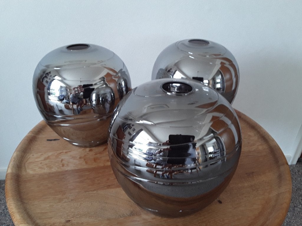 3 glazen zilverkleurige lampenkappen, Hanglamp, 24 cm, Ophalen of Verzenden, Zo goed als nieuw