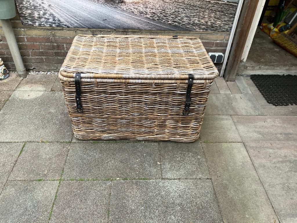 rieten mand, Ophalen, Gebruikt, Mand, Riet