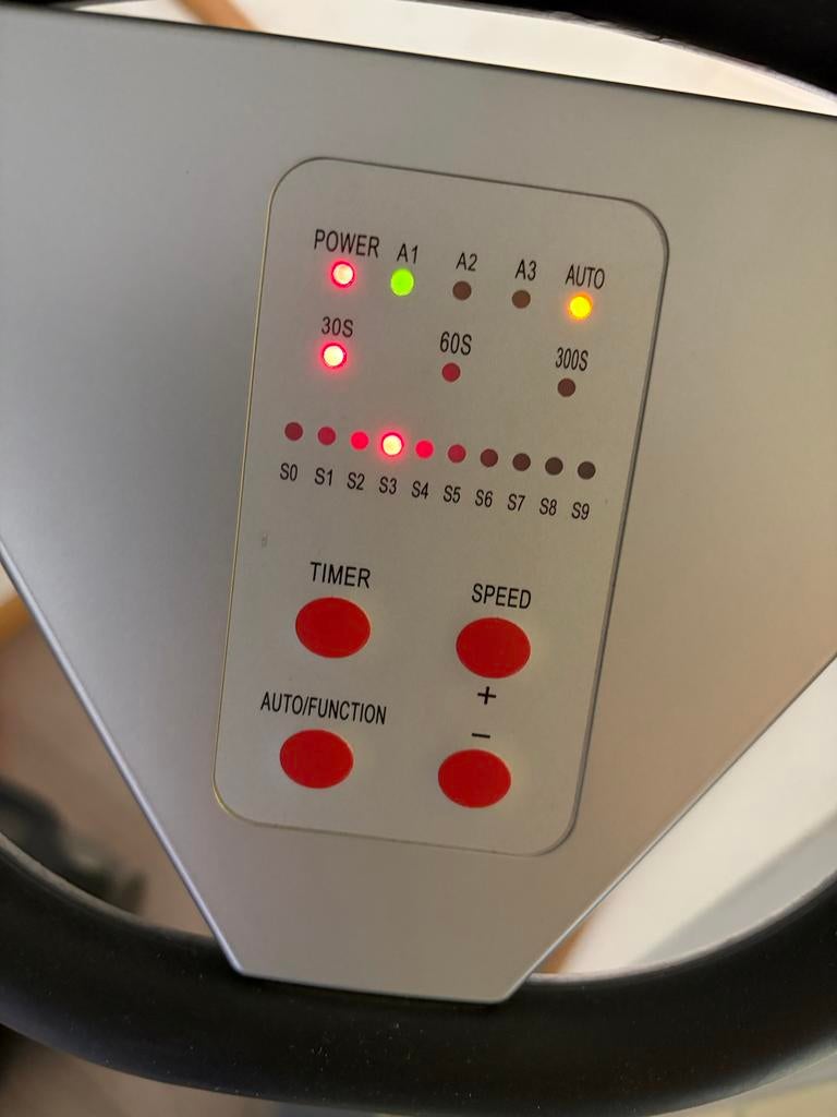 PowerMaxx trilplaat - Fit en vitaal in eigen huis!, Trilplaat, Armen, Ophalen of Verzenden, Zo goed als nieuw