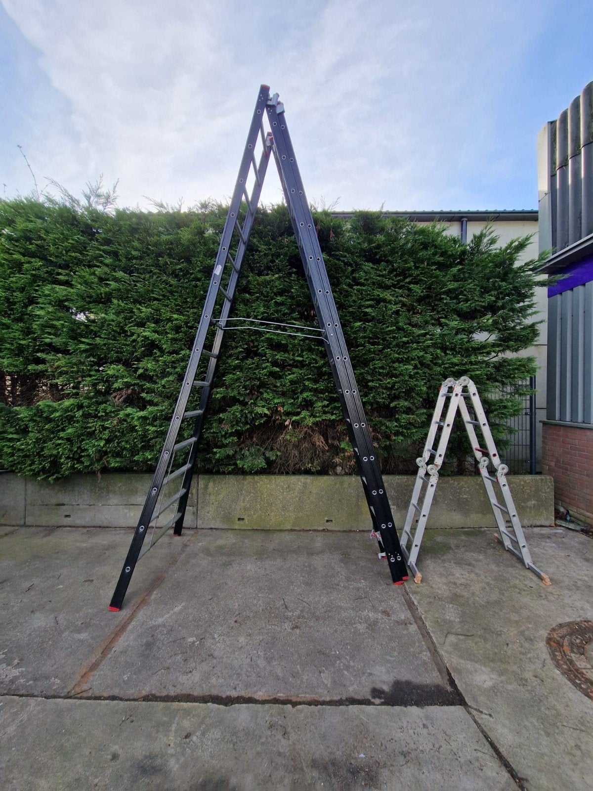 Professionele zwarte uitschuifladder, Ophalen, 4 meter of meer