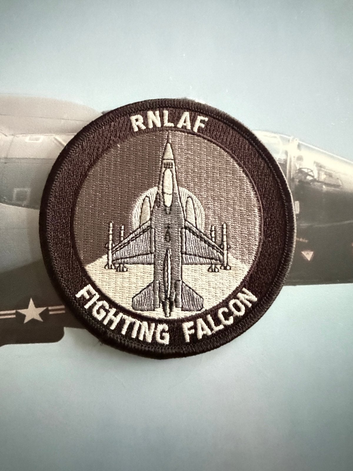 RNLAF Fighting Falcon Patch 322 sqn Rnalf, Ophalen of Verzenden, Luchtmacht, Nederland, Embleem of Badge