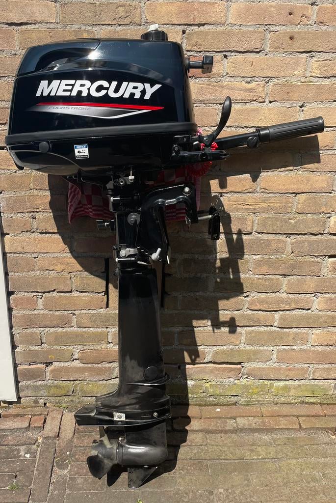 Mercury 4pk, Watersport en Boten, Buiten- en Binnenboordmotoren, Ophalen, Minder dan 5 pk, Viertaktmotor, Zo goed als nieuw
