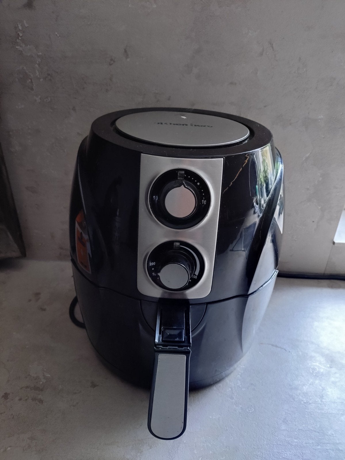 Kitchen Hero Airfryer 2.5L - Zwart, Ophalen of Verzenden, Gebruikt, Airfryer, 1000 t/m 1499 gram
