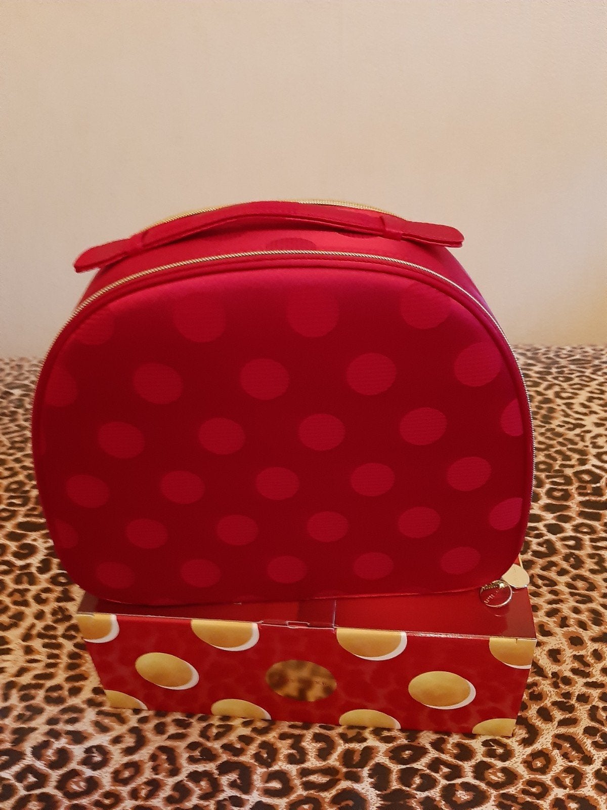 Estee Lauder beautycase kleur rood, Sieraden, Tassen en Uiterlijk, Toilettassen, Ophalen of Verzenden, Nieuw, Rood, Dame