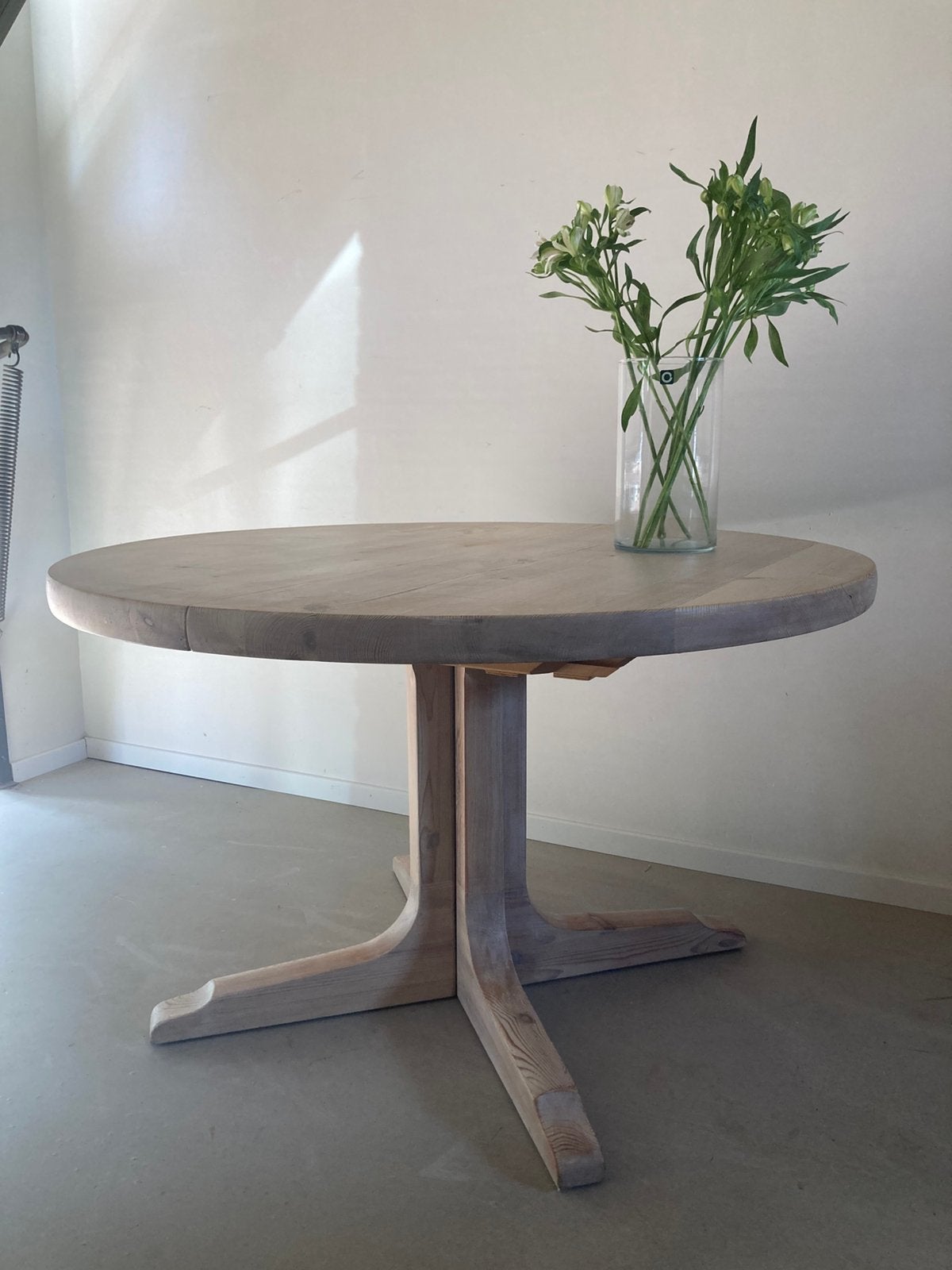 Midcentury vintage Zweedse ronde eettafel uitschuifbaar, Ophalen, Gebruikt, 100 tot 150 cm, Midcentury vintage retro jaren 60 jaren 70 Zweeds