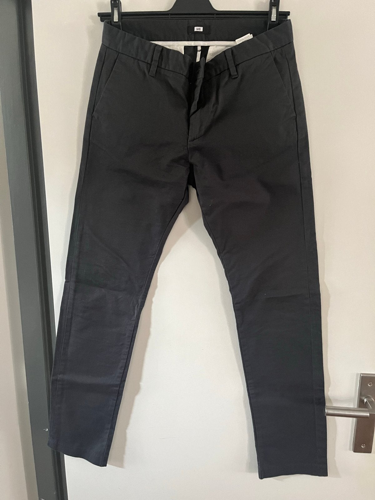 Donker blauwe Uniqlo Chino Broek - Maat W31 L32, Uniqlo, Ophalen of Verzenden, Zo goed als nieuw, Maat 48/50 (M)