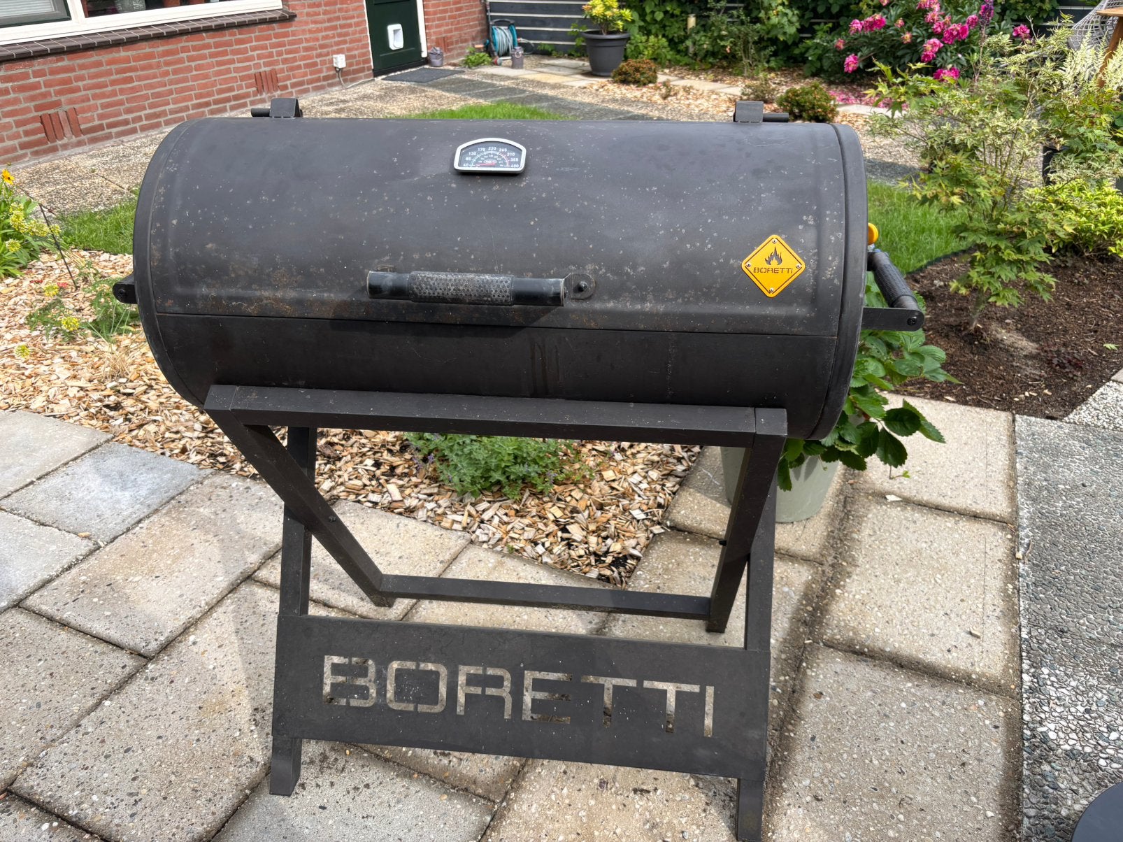 Boretti houtskoolbarbecue/smoker, Tuin en Terras, Houtskoolbarbecues, Ophalen, Gebruikt