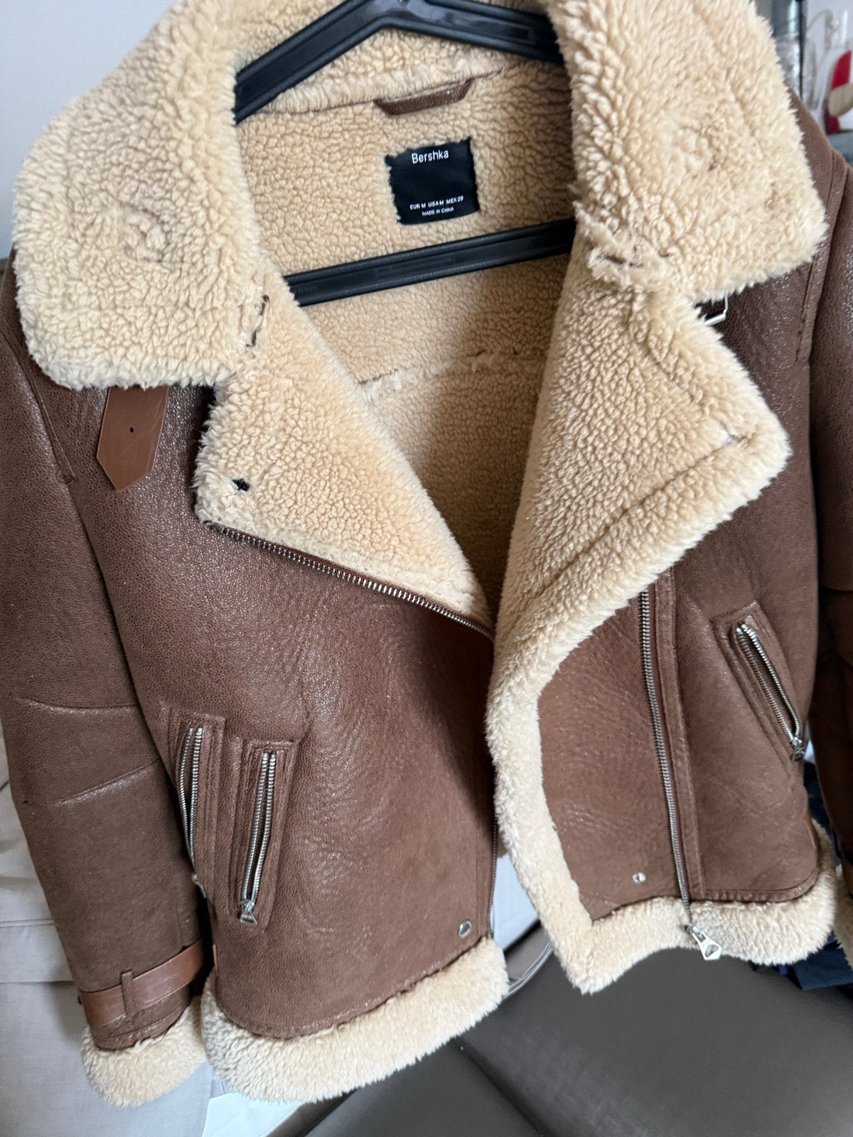 Bershka bruine pilotenjas met teddy voering, Ophalen of Verzenden, Zo goed als nieuw, Maat 38/40 (M), Bruin