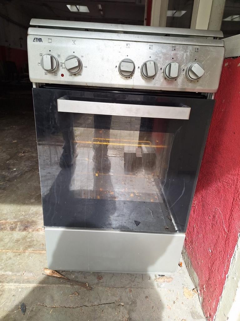 ETNA Fornuis - 3 jaar oud, Witgoed en Apparatuur, Fornuizen, Gebruikt, 60 cm of meer, Grill, Gas
