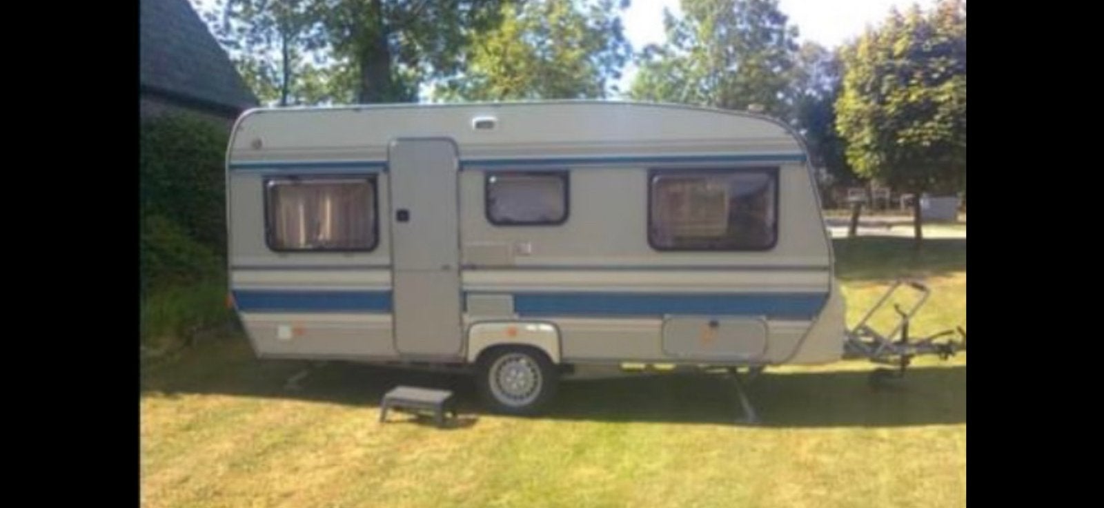 Caravan wilk met voortent, Particulier