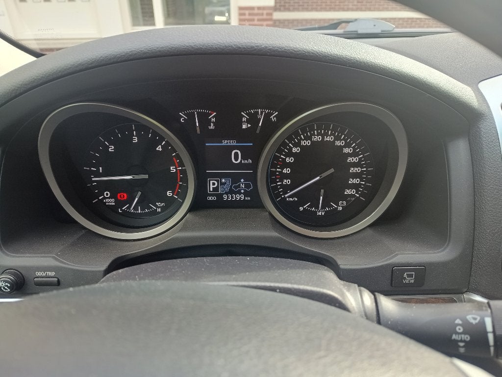 Foto 9 van Toyota Land Cruiser V8 4.5 D-4d AUT 7PERS 2012 Zwart