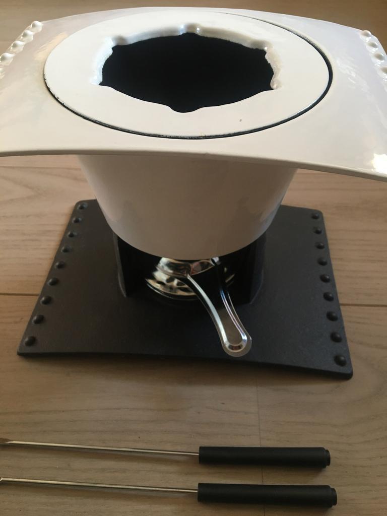 kaas fondue pan gietijzer, Ophalen of Verzenden, Zo goed als nieuw, Brander, Fonduepan