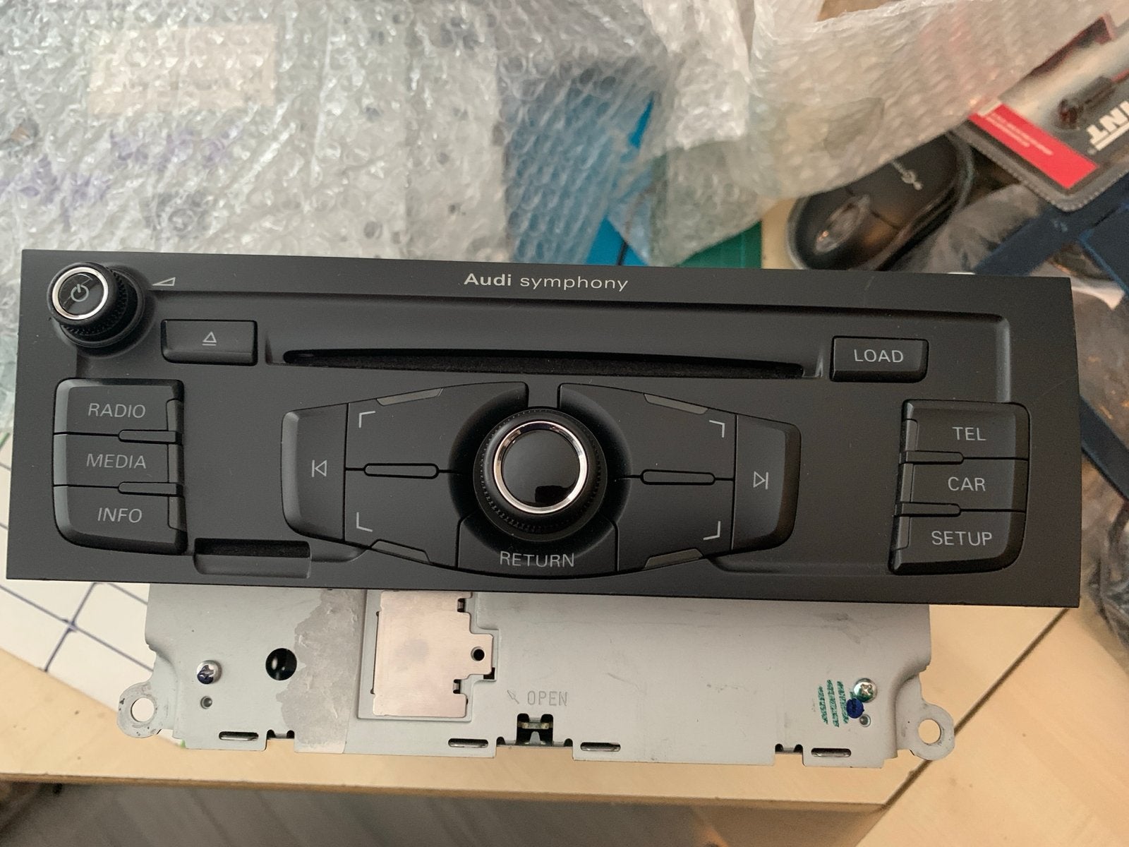 Audi Symphony Radio CD-speler 8T1 035 195 H, Ophalen of Verzenden, Gebruikt