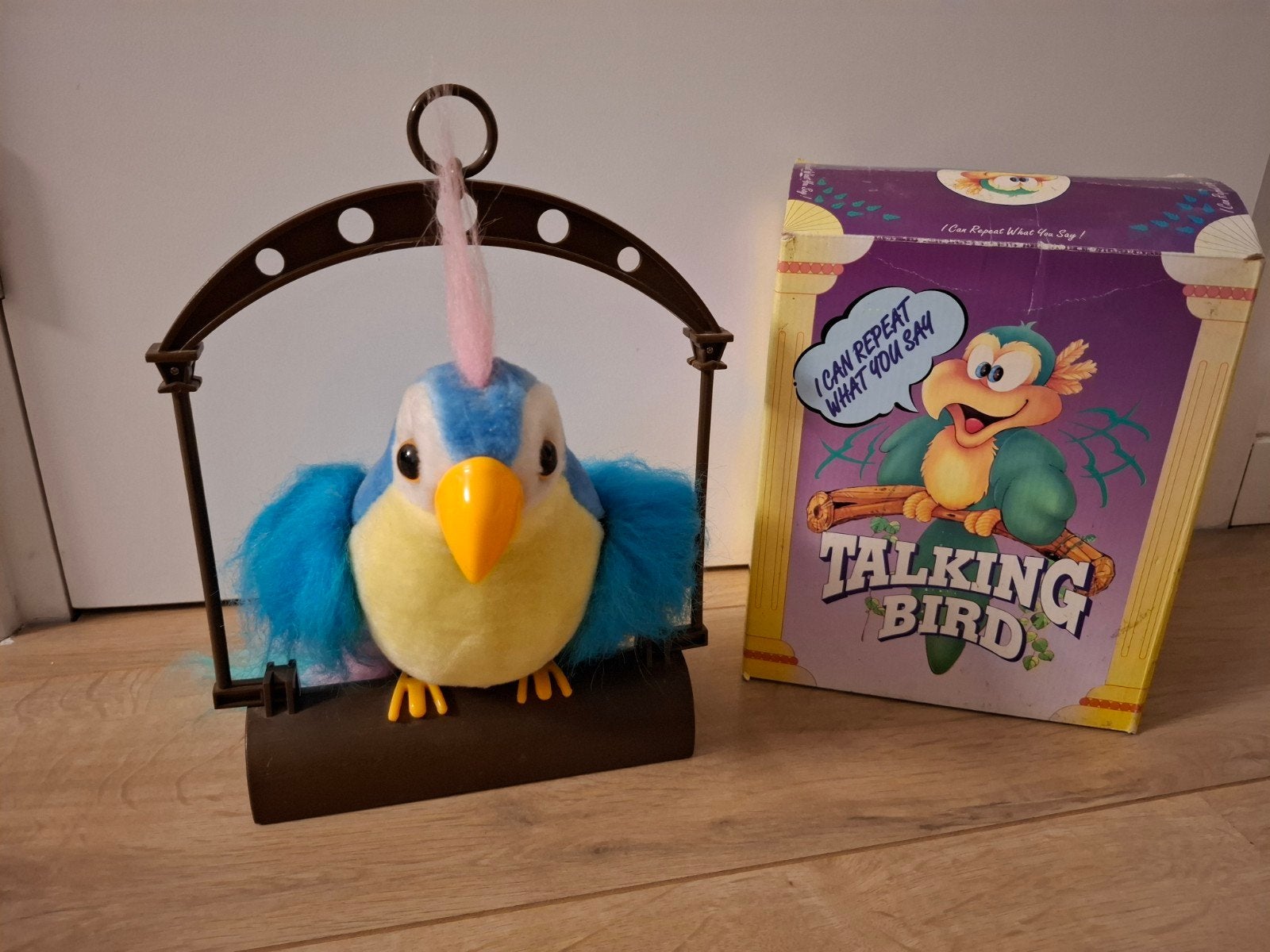 Schattige napratende papegaai, Ophalen of Verzenden, Zo goed als nieuw, Overige typen