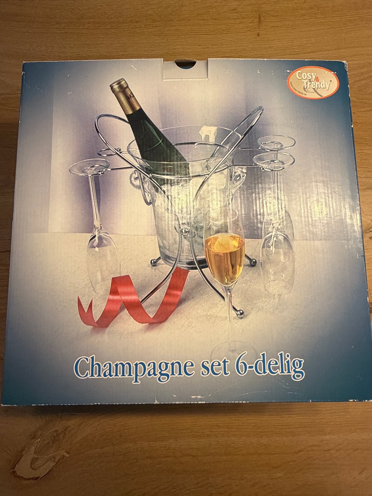 Champagnekoeler met 4 glazen, nieuw in doos, Ophalen, Nieuw, Glas
