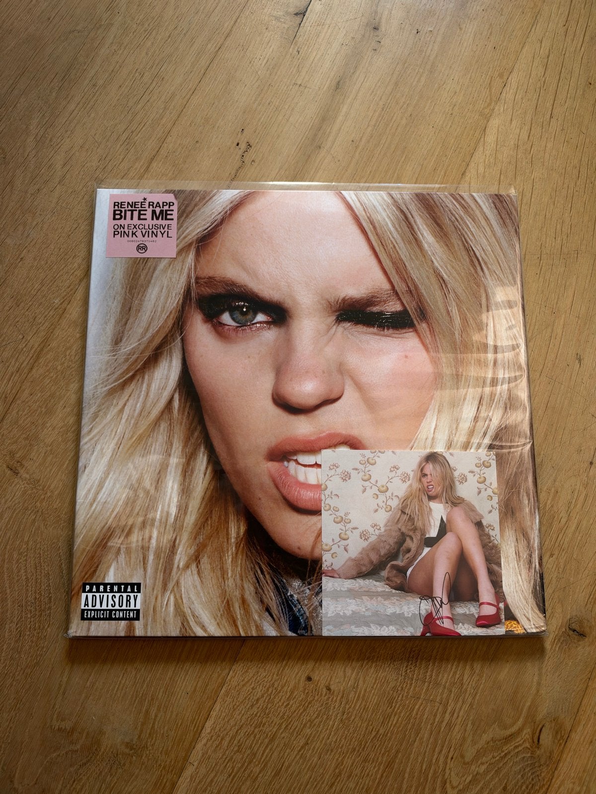 Renée Rapp - BITE ME (Pink Vinyl) signed, LP, Pop, Colored vinyl, Ophalen of Verzenden