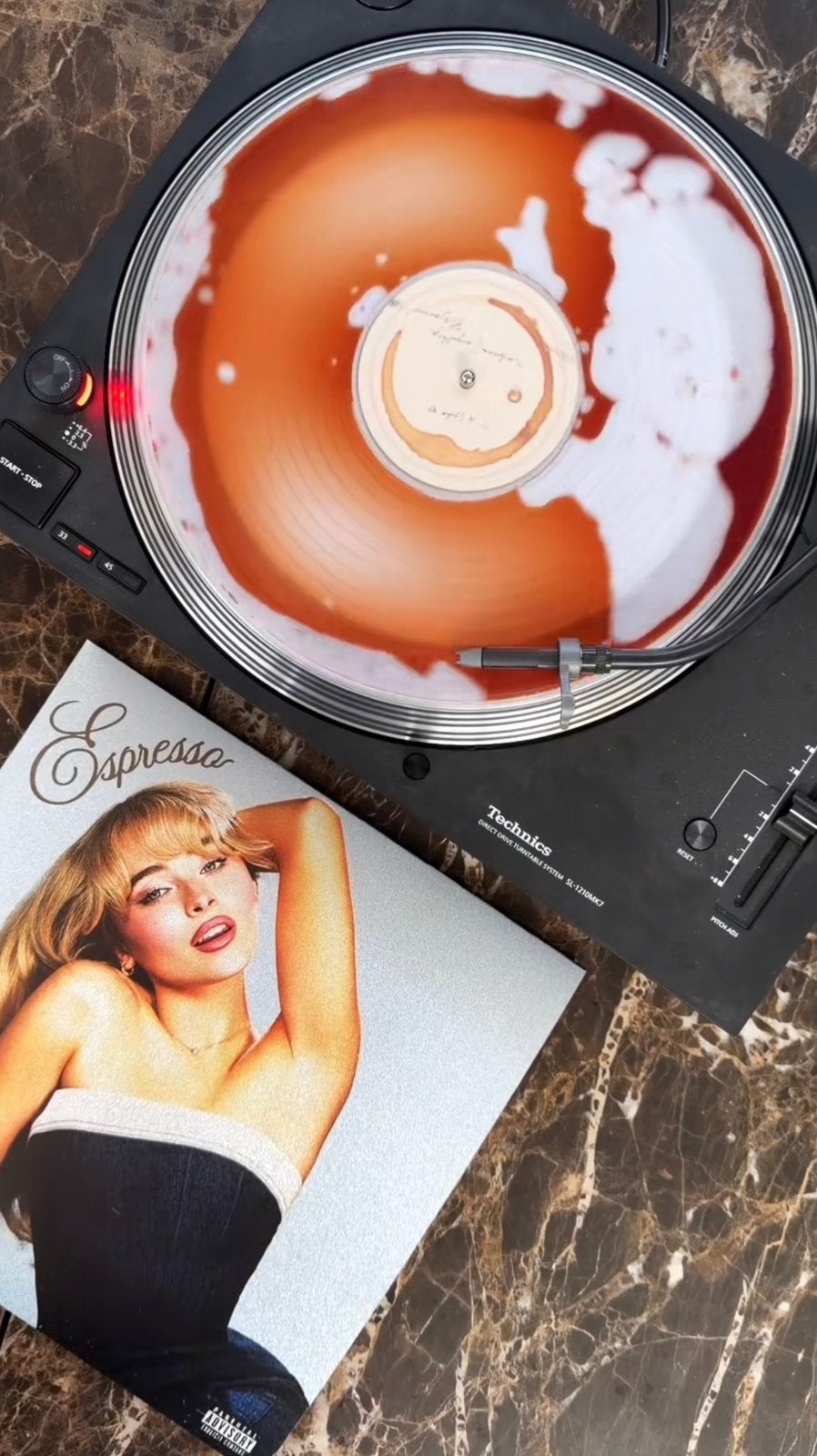 Sabrina Carpenter - Espresso liquid filled, Alle leeftijden, Ophalen of Verzenden, Zo goed als nieuw