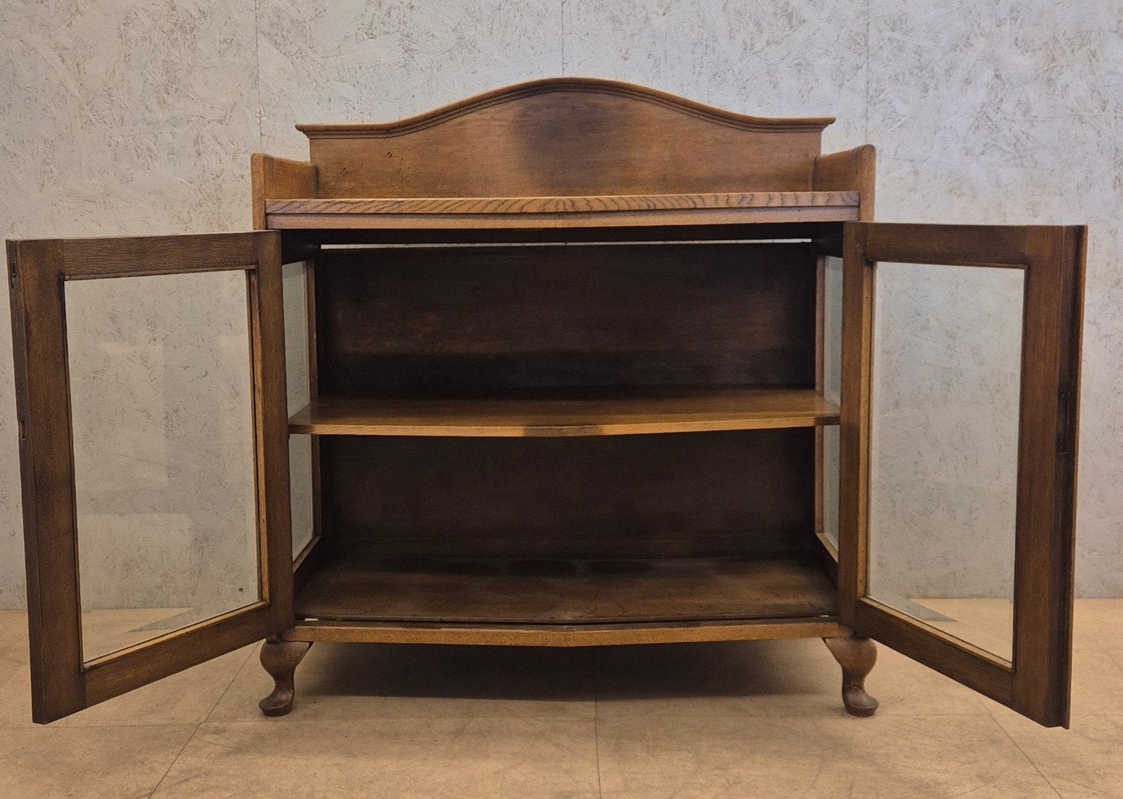 Antiek eiken vitrinekastje / brocante kast met glas, Ophalen