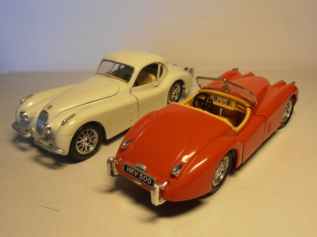 2x Jaguar XK140, Hobby en Vrije tijd, Ophalen of Verzenden, Gebruikt, Bburago