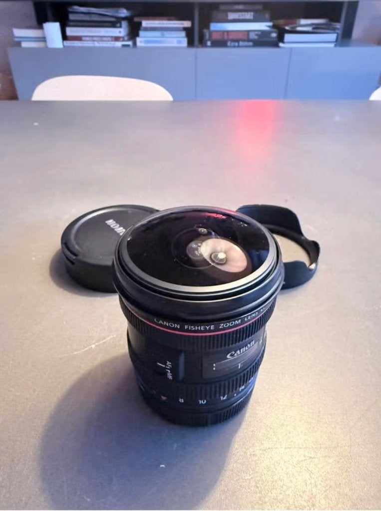 Canon EF 8-15mm F4 L (fisheye) lens, Ophalen of Verzenden, Gebruikt, Groothoek Fisheye-lens, Zoom