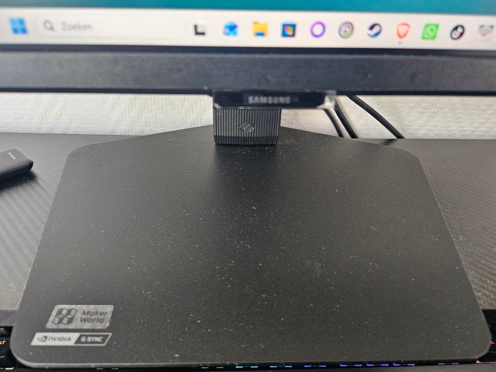Foto 3 van Samsung Odyssey G7 G70B 28 inch 4K Gaming Monitor