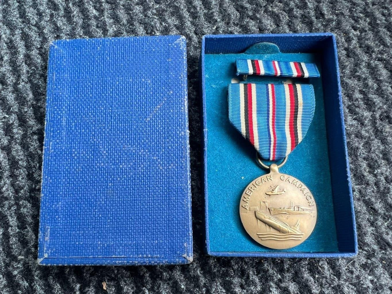 WO2 Amerikaans American Campaign medal in doosje medaille, Amerika, Verzenden, Lintje, Medaille of Wings