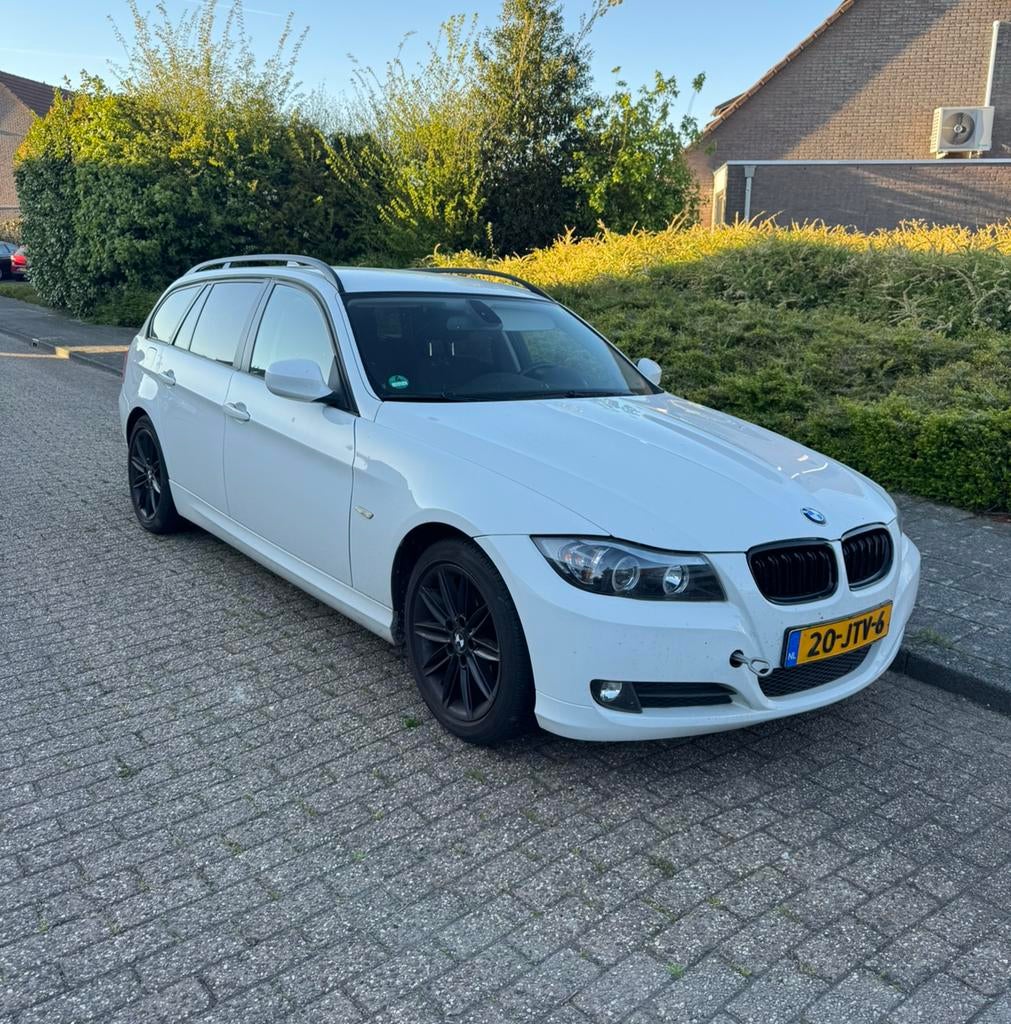BMW 3-Serie | e91 320i | Touring, Achterwielaandrijving, 1995 cc, Wit, Origineel Nederlands