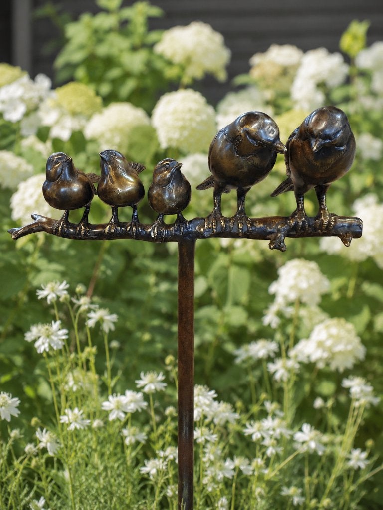 5 VOGELS OP TAK / FAMILIE / TUINSTEKER / BRONS, Tuin en Terras, Tuinbeelden, Dierenbeeld, Nieuw, Info@huisentuindecoratiemarie.nl