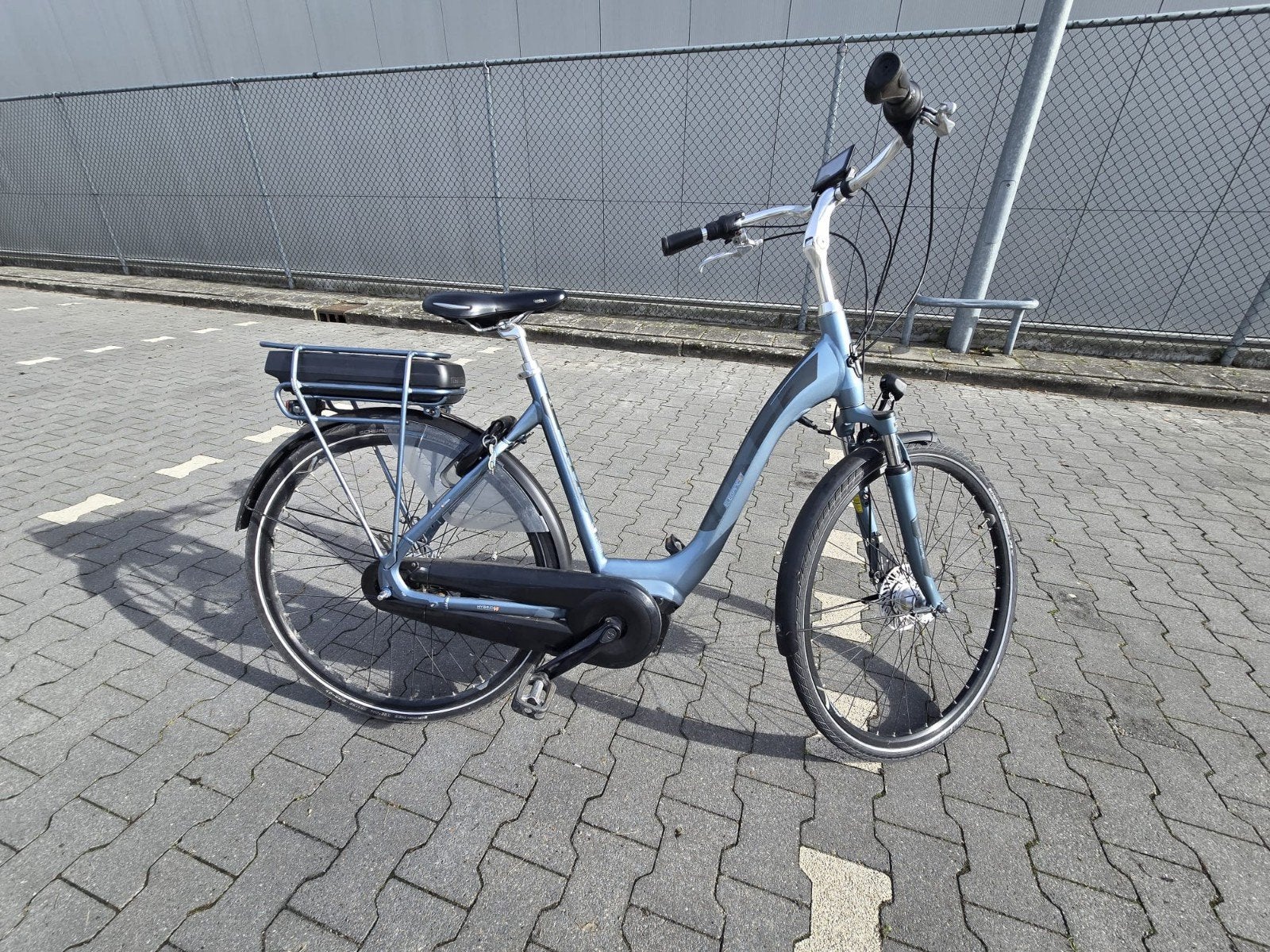 Mooie Giant elektrische fiets met Yamaha middenmotor, Zo goed als nieuw, 51 tot 55 cm, 50 km per accu of meer, Giant