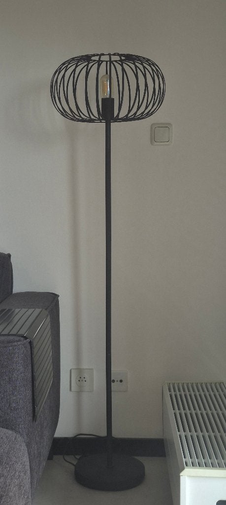 Lamp, Huis en Inrichting, Lampen | Vloerlampen, Ophalen, Zo goed als nieuw, Overige materialen, Minder dan 100 cm