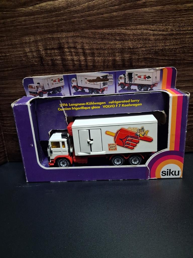 Siku 2916 - Langnese- Kühlwagen, Hobby en Vrije tijd, Modelauto's | 1:50, Ophalen of Verzenden, Zo goed als nieuw, Bus of Vrachtwagen