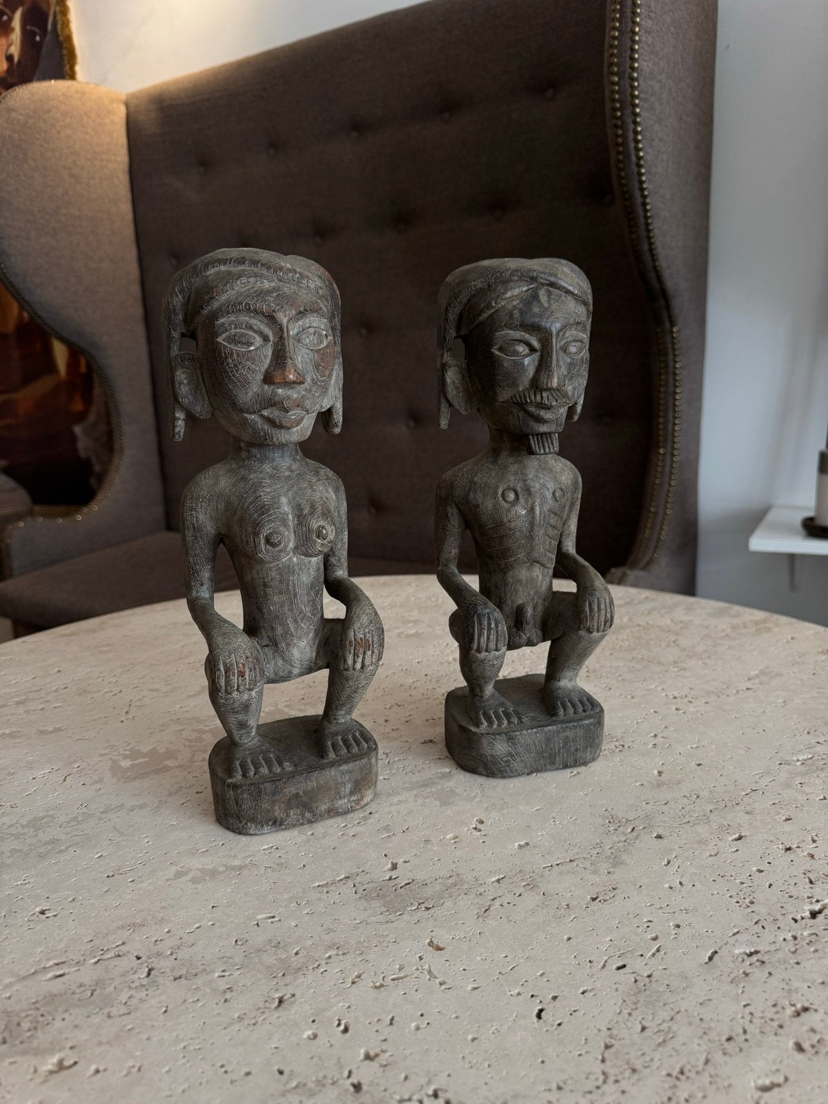 Set van 2 handgesneden houten beelden, man en vrouw, Ophalen, Groep mensen, Handgemaakt, 20 - 50 cm