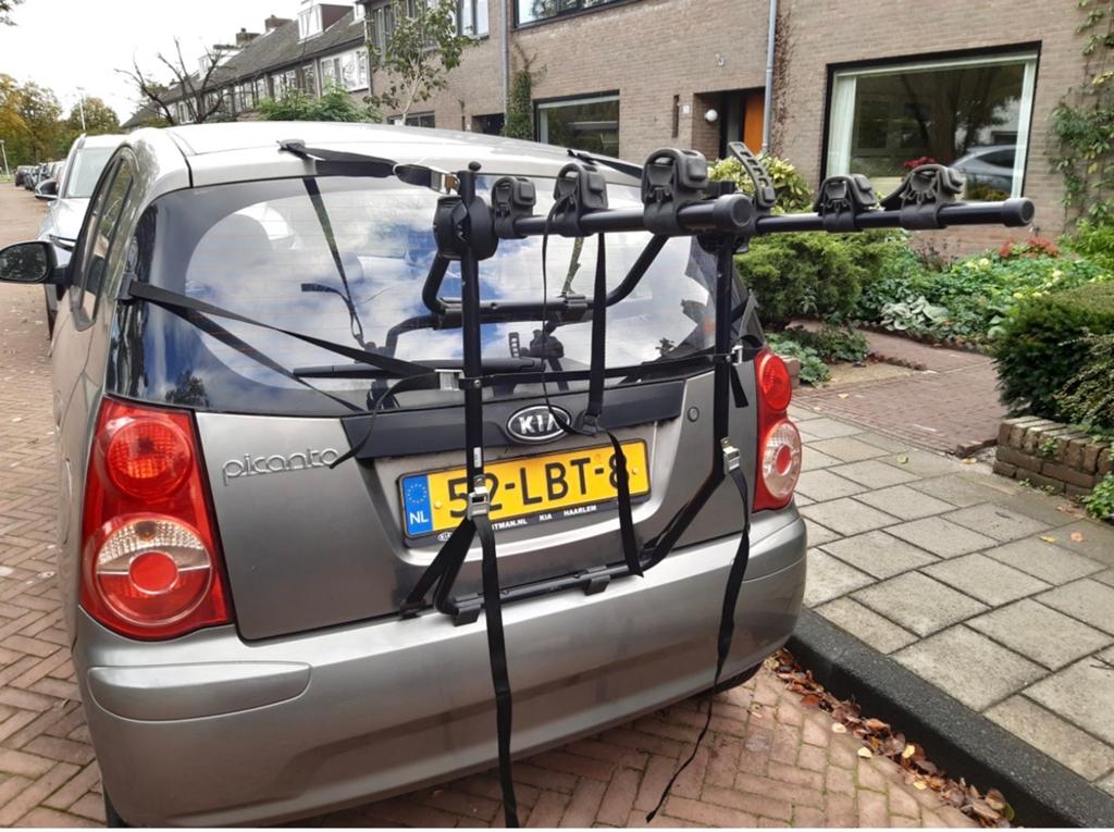 Stevige achterklep fietsendrager, Ophalen, 2 fietsen, Gebruikt, Achterklepdrager