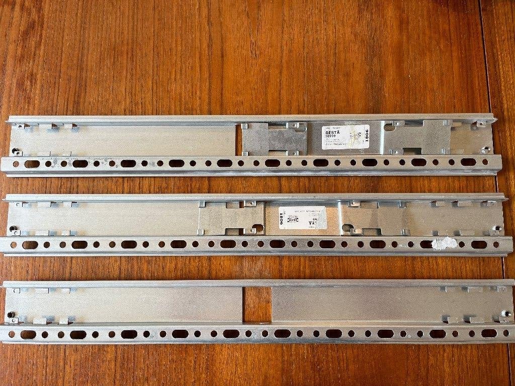 3x Ikea Besta muurbeugels / ophangbeugels (52,5cm), Ophalen, Gebruikt, 50 tot 100 cm, Ikea Besta