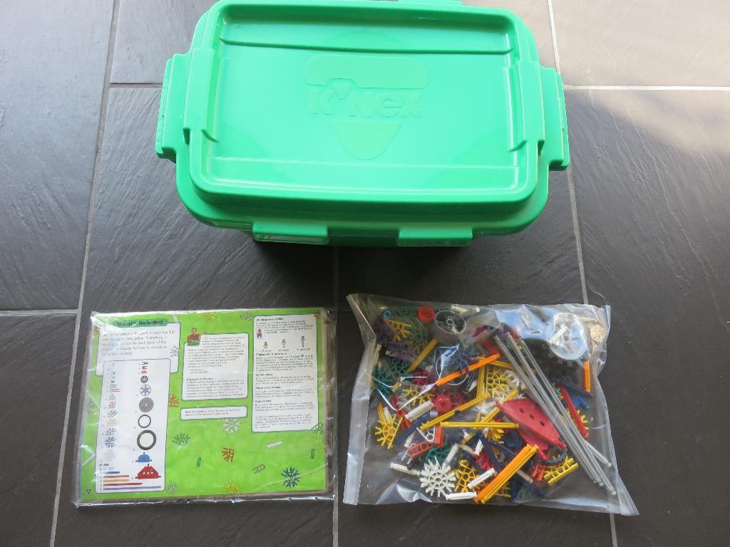 Knex constructie set van 251 delen met voorbeelden in box., Ophalen of Verzenden, Gebruikt, K'nex