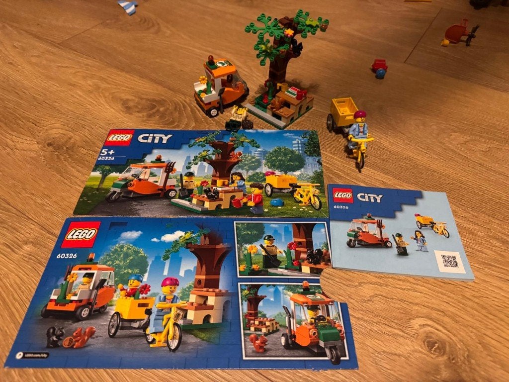 LEGO City 60326 – Picknick in het park, City, Lego, Ophalen of Verzenden, Zo goed als nieuw