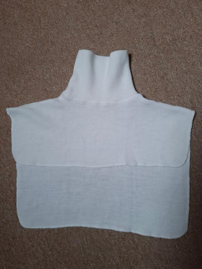 Col Colsjaal. Wolwit, Kleding | Dames, Ophalen of Verzenden, Zo goed als nieuw, Sjaal