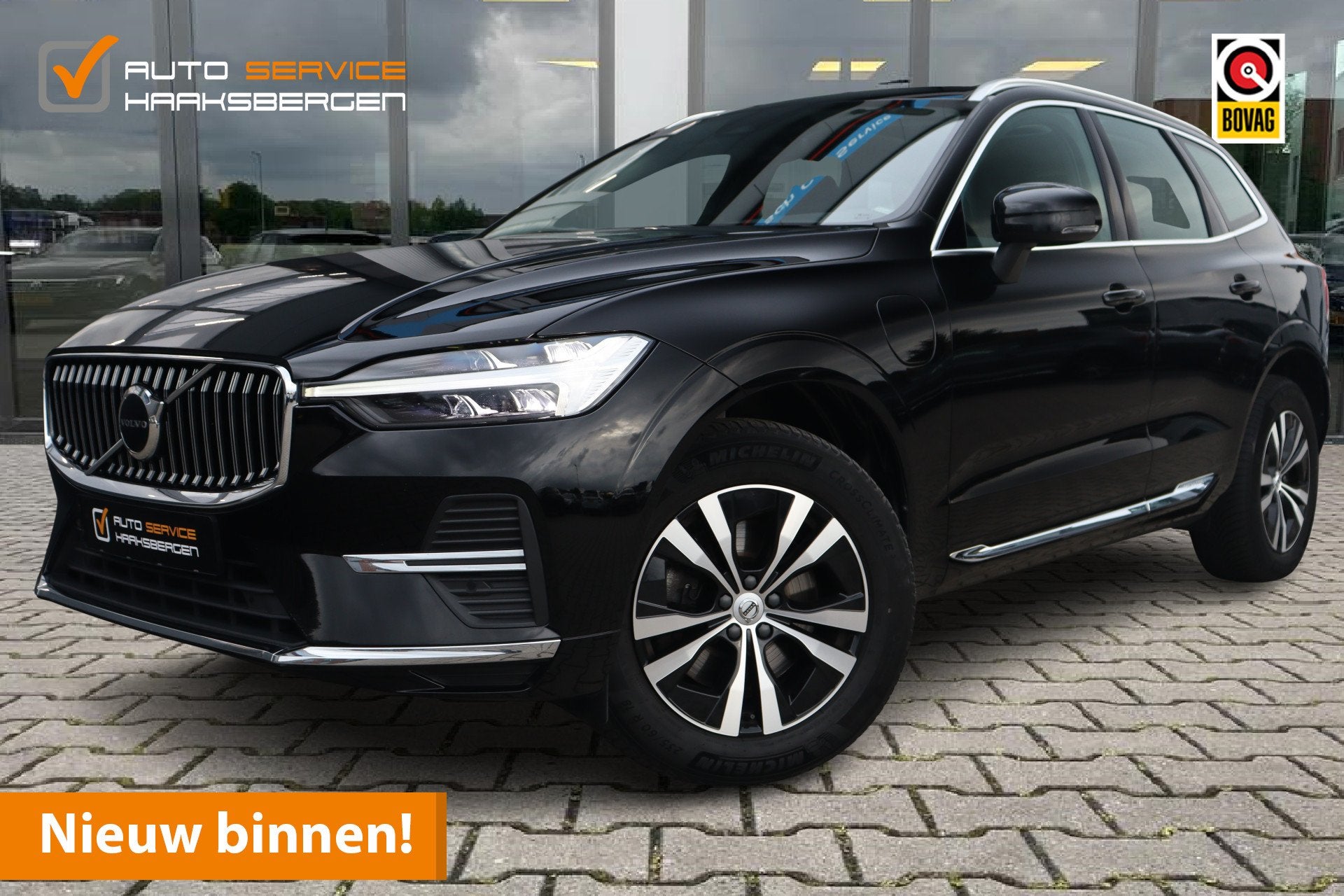 Volvo XC60 2.0 T6 Plug-in hybrid AWD Plus Dark | Pano | Trek, Automaat, Stof, Gebruikt, 4 cilinders