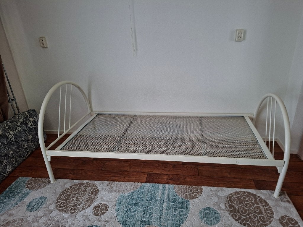 Metalen bed, Ophalen, Gebruikt, 90 cm, Eenpersoons