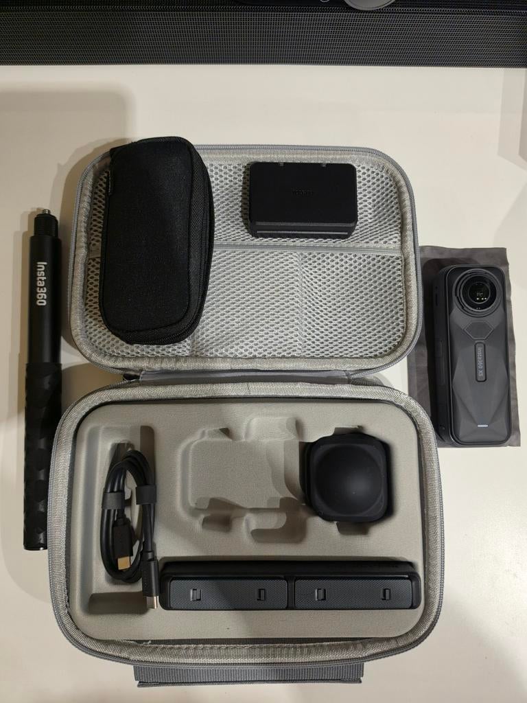 Insta360x5 zo goed als nieuw, Audio, Tv en Foto, Actiecamera's, Ophalen, Zo goed als nieuw, Overige merken