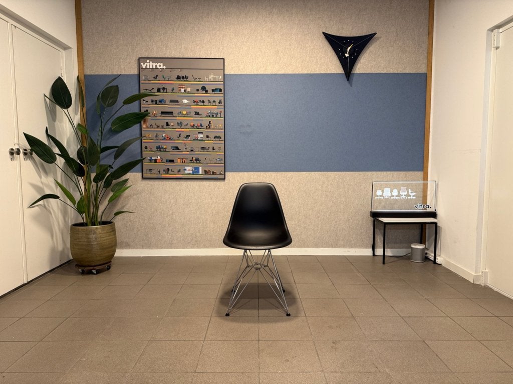 Vitra | Eames | DSR | Zwart | 6x, Niet ingevuld, Vitra Artifort Cassina Fritz Hansen Eames Gispen Pastoe Hay, Zwart, Niet ingevuld