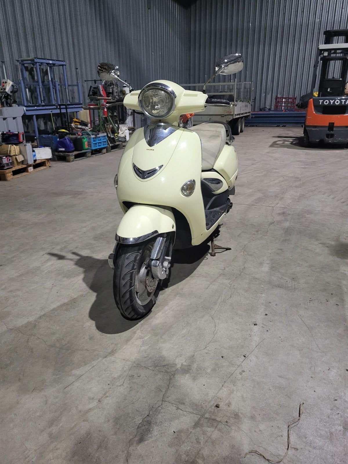 Tauris Capri, Fietsen en Brommers, Overige merken, Gebruikt, Ophalen of Verzenden, Benzine