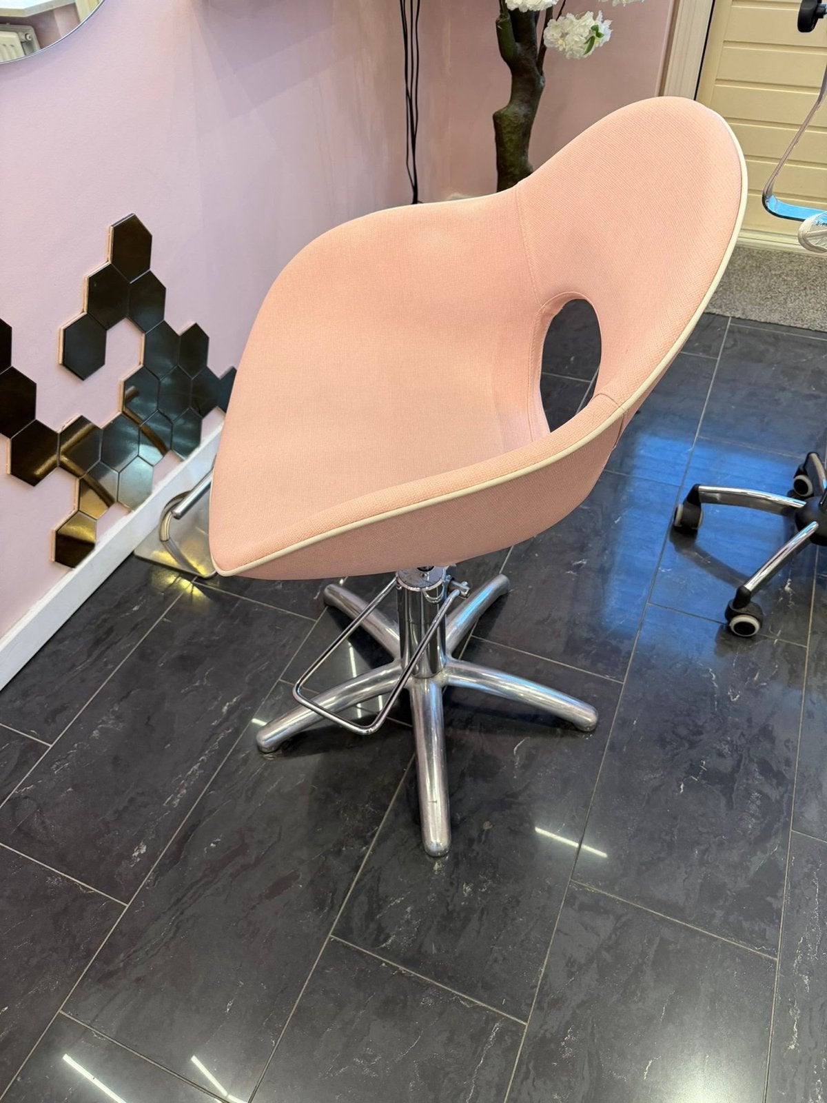 3 x Luxe draaifauteuil kappersstoelenRoze - Made in Italy, Huis en Inrichting, Fauteuils, Zo goed als nieuw, Metaal, 75 tot 100 cm