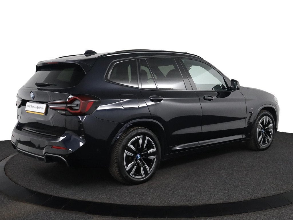 BMW iX3 Executive 80 kWh | SOH 100% | M Sportpakket | Schuif, Auto's, BMW, Automaat, Gebruikt, Automatische klimaatregeling, Zwart