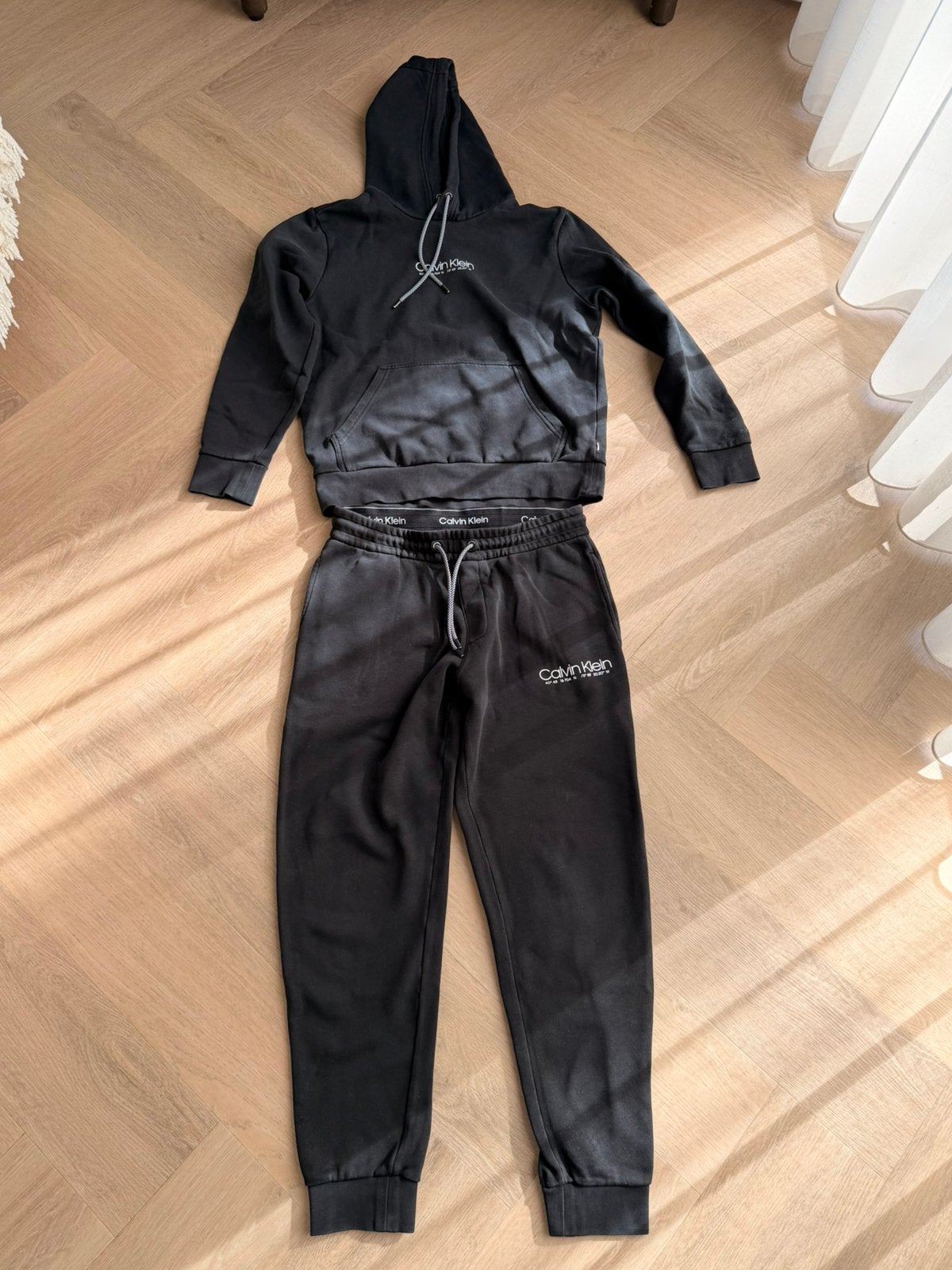 TWV€180 Calvin Klein Joggingpak Origineel Nette Staat XS/S, Ophalen of Verzenden, Zo goed als nieuw, Maat 46 (S) of kleiner, Zwart