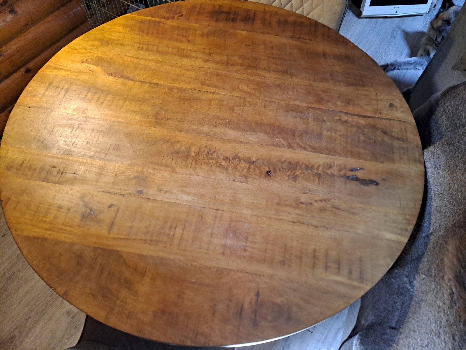 Kwalitatieve eettafel inclusief 4 stoelen (zelden gebruikt), Ophalen, Zo goed als nieuw, Rond, 100 tot 150 cm